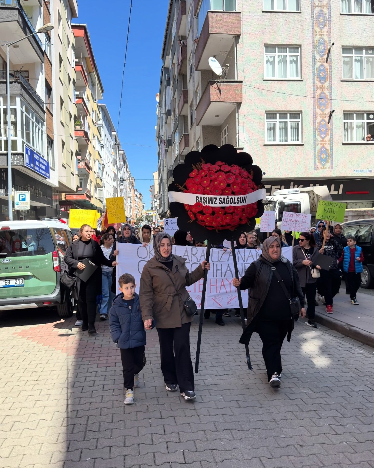 Çayeli’nde Okullarda Şiddete Hayır Yürüyüşü Gerçekleştirildi