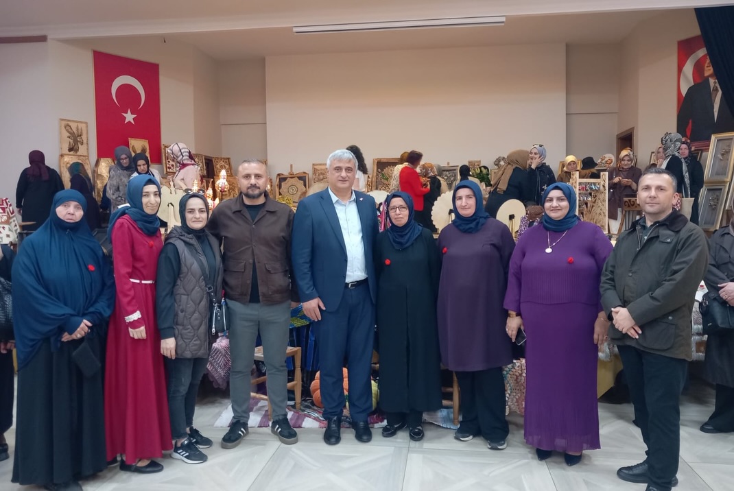 Çayeli Halk Eğitim Merkezi Yıl Sonu Sergisi ve Kermesi Düzenlendi