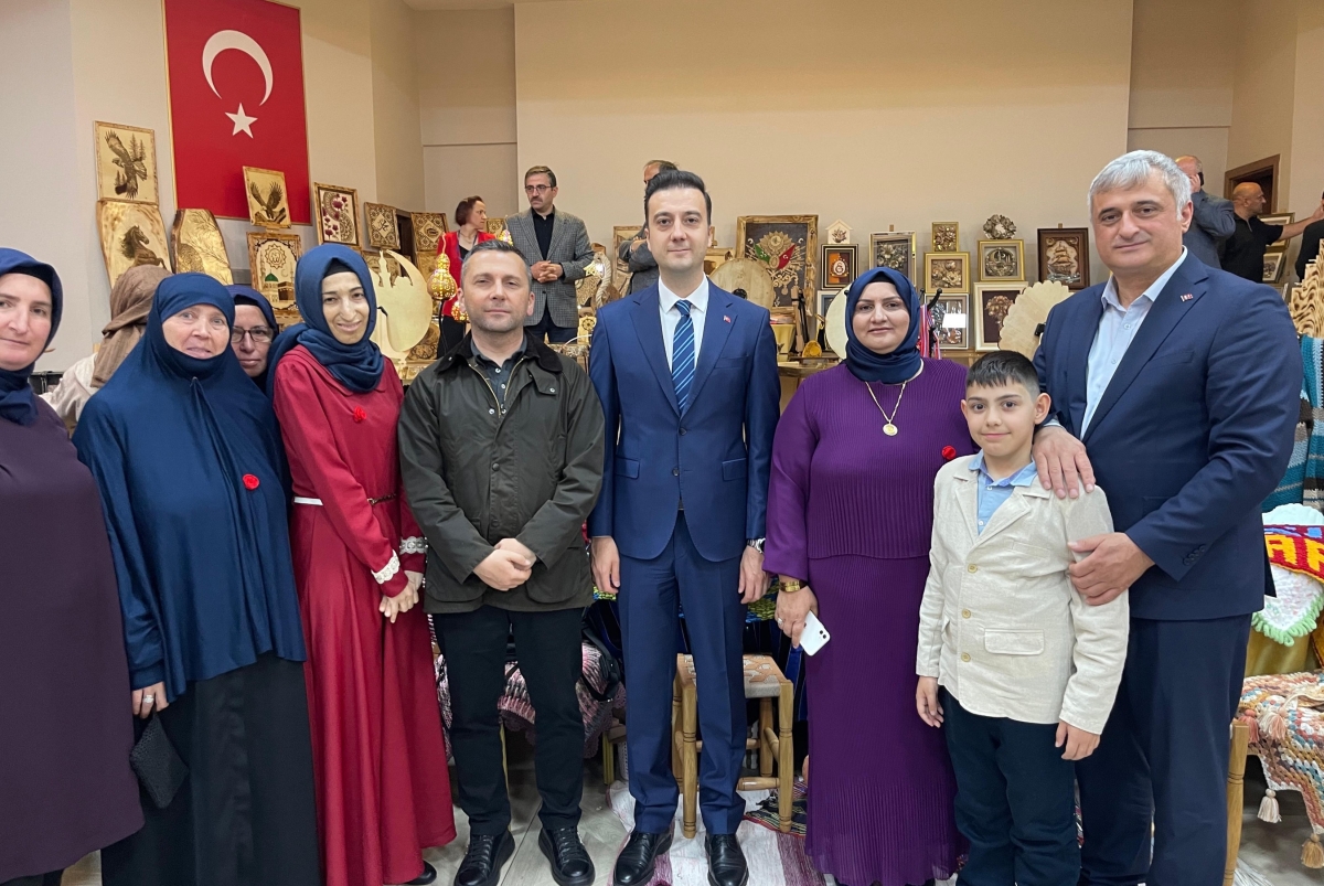 Çayeli Halk Eğitim Merkezi Yıl Sonu Sergisi ve Kermesi Düzenlendi