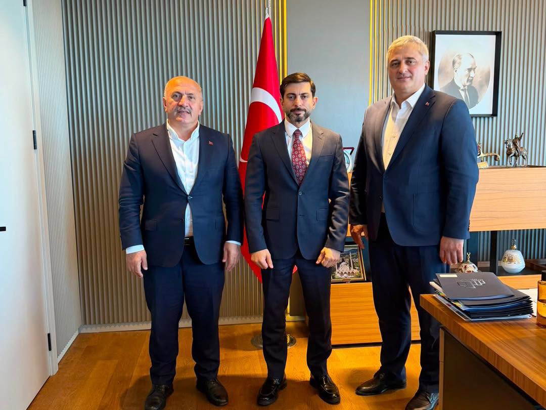 Çayeli ve Madenli Belediye Başkanlarından Bakan Kurum’a Ziyaret