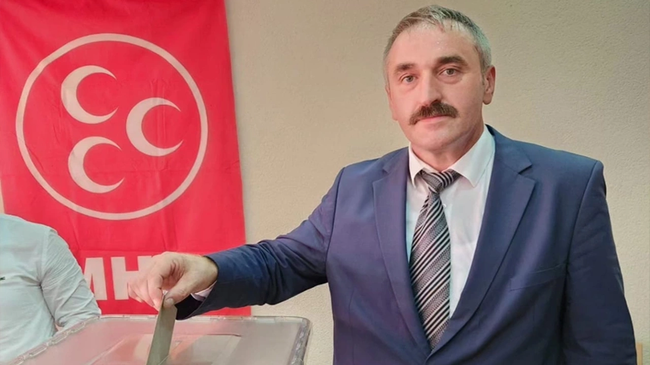 MHP Çayeli İlçe Başkanlığına Ahmet Aliağaoğlu Seçildi
